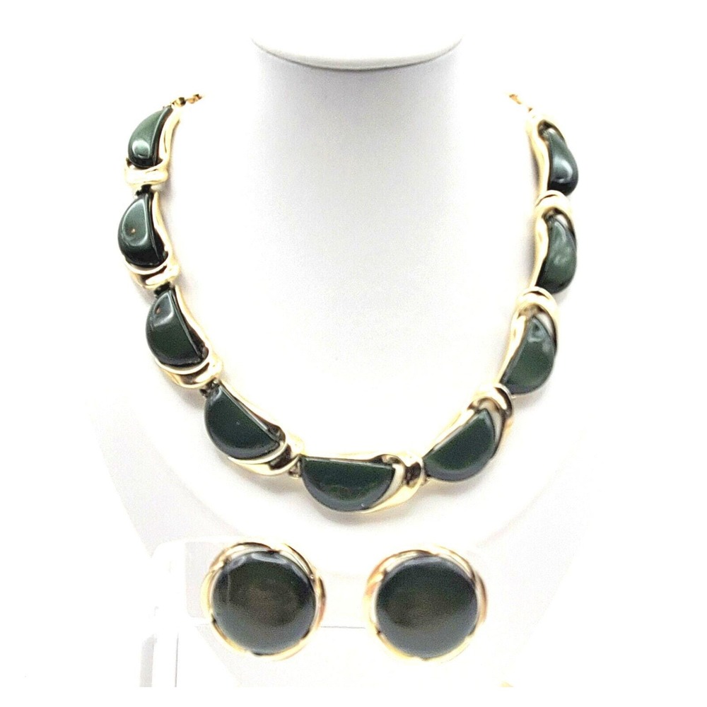 Vintage Lisner Green Lucite Choker & Earrings Set Gold Tone Necklace Thermoset